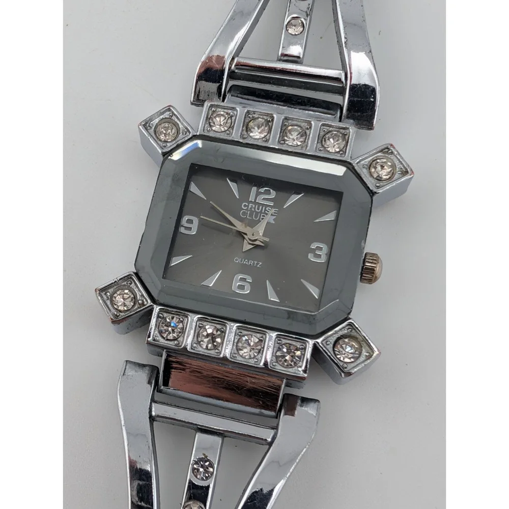 Cruise Club Women's Watch 24mm Case Rhinestones 7.5